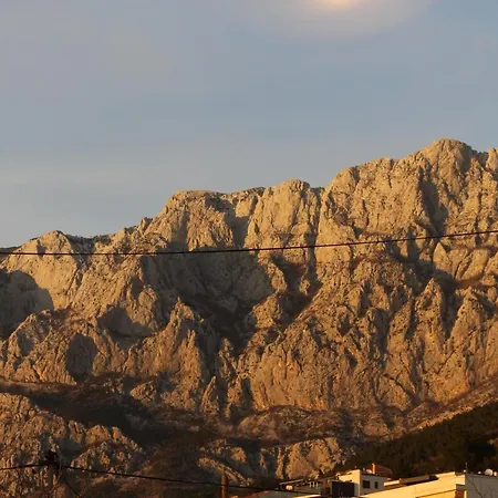 House דירה מאקרסקה