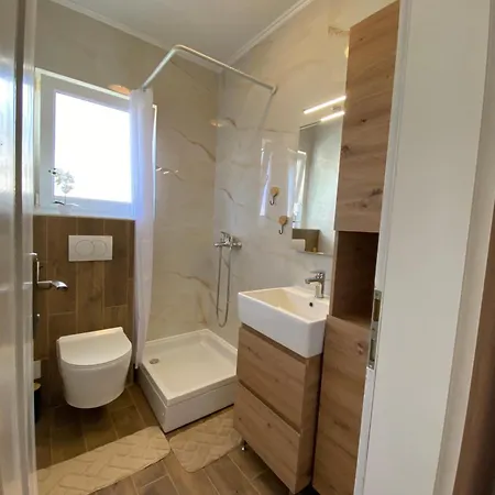 House מאקרסקה