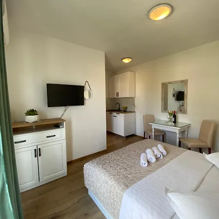 Apartament House