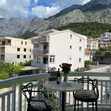 Apartament House